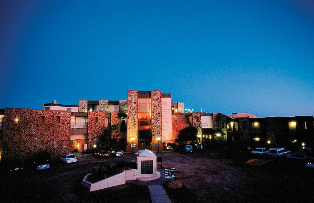 Desert Cave Hotel Coober Pedy Exterior photo