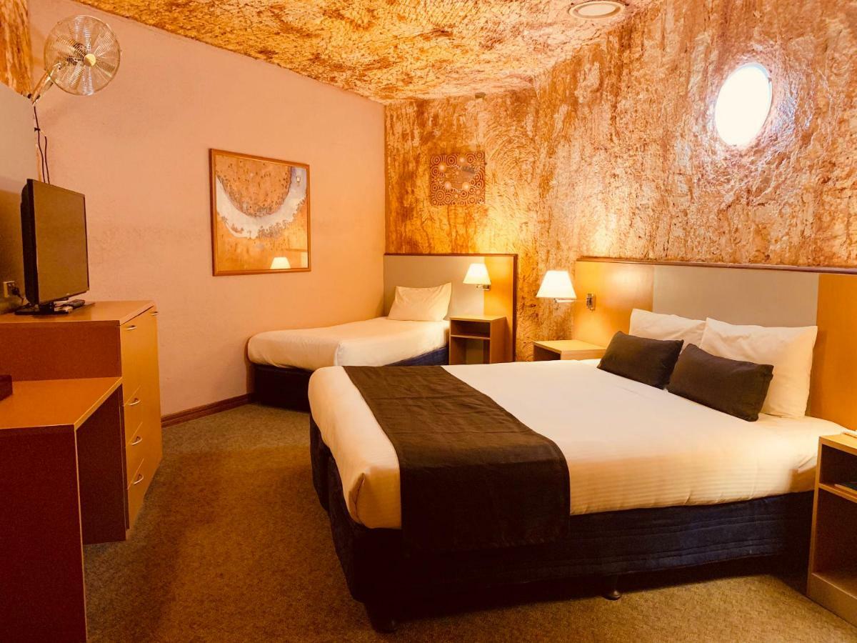 Desert Cave Hotel Coober Pedy Exterior photo