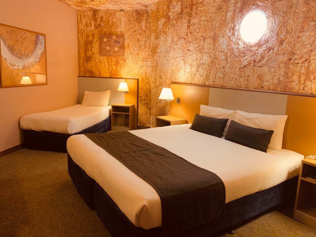 Desert Cave Hotel Coober Pedy Exterior photo
