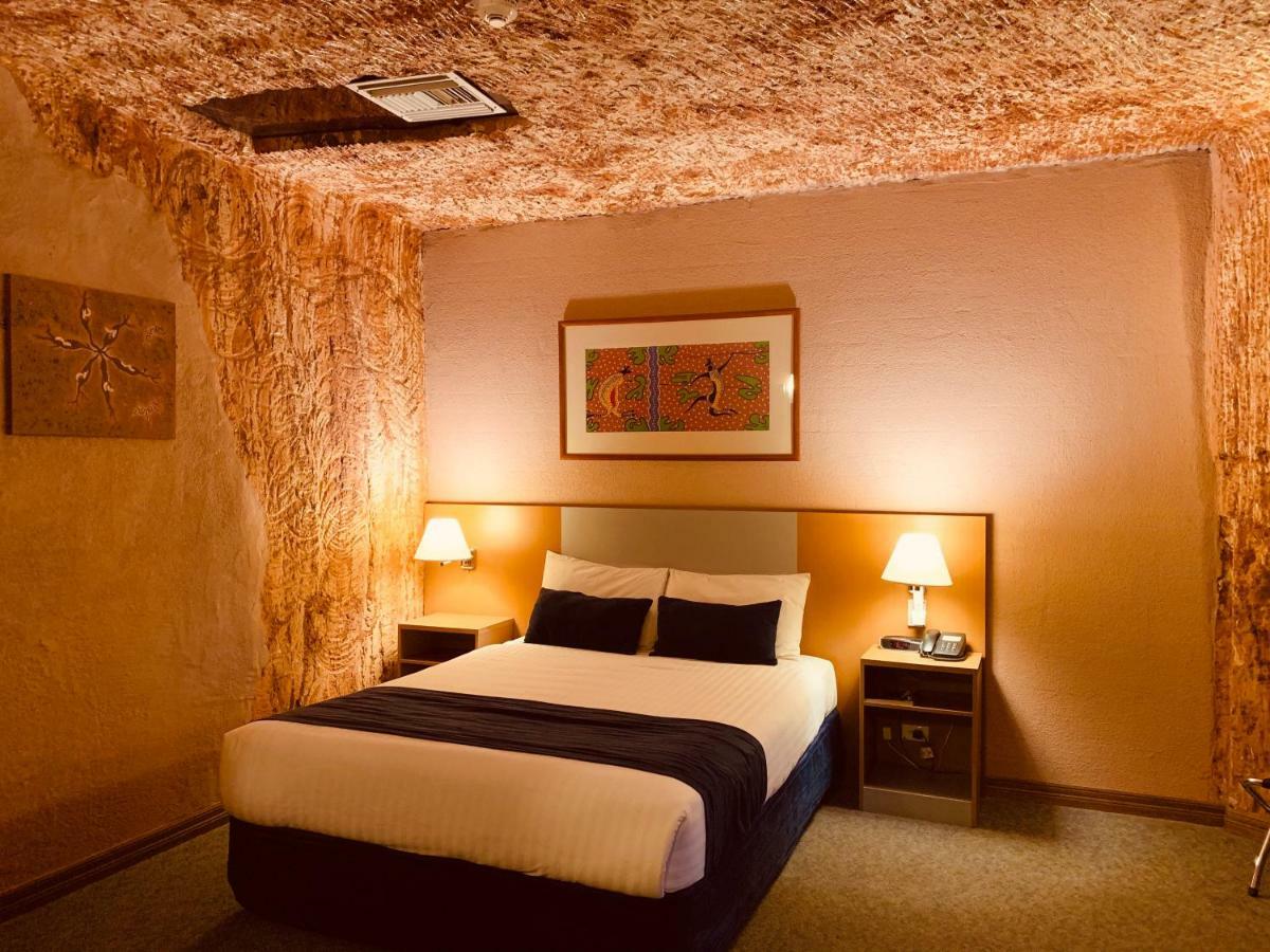 Desert Cave Hotel Coober Pedy Exterior photo